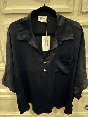 NWT Andrée by Unit Satin Shirt